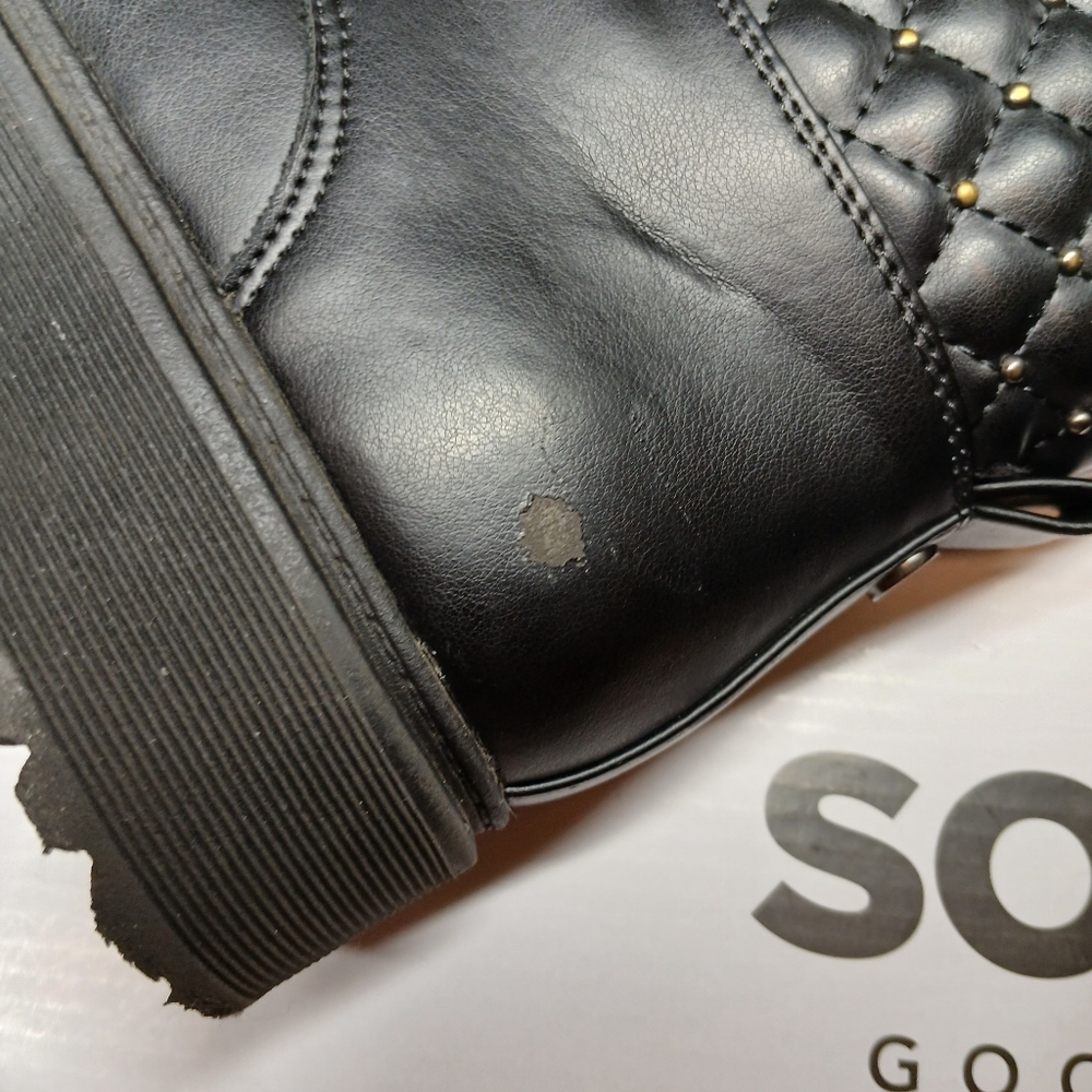 Sonoma Girls Black Combat Boots w/ Quilted Stud Detail | Size 1 - Picture 11 of 14
